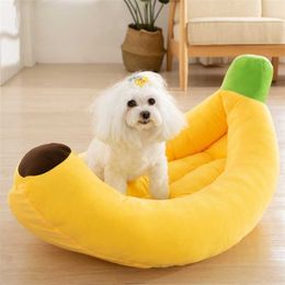 Funny Banana Shape Pet Dog Cat Bed House Plush Soft Cushion Warm Durable Portable Pet Basket Kennel Cats Accessories 2101006