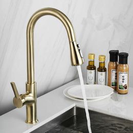 Tuqiu Pull Out Kitchen Faucet Kitchen Sink Faucets Brass Kitchen Mixer Tap & Cold Rotating Brushed Gold Water Crane Tap 210719