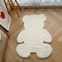 Large size Bear rug super soft carpet Floor Mats Indoor Modern Living room bedroom Rug Antiskid big size mat Plush Carpets 210917
