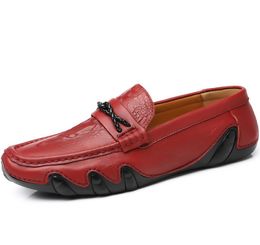 Luxe herenloafers Schoenen Mode Comfortabele klassieke boot Heren Hoge kwaliteit lederen rijschoenen Designschoen