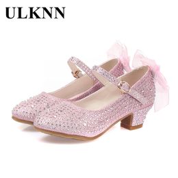 ULKNN Girls Leather Shoes For Kids Rhinestone Low Heel Princess Shoes Girls Sandals Autumn Spring Rubber Party For Children 210306