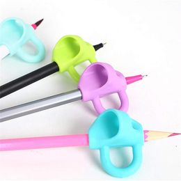 1-3finger pen holder Children Writing Pencil Pen Holder Kids Learning Practise Silicone write Aid Posture Correction Device for Students T10I121