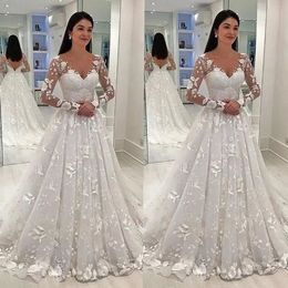 Ball Gowns Bridal Dress Sparkling Beaded Lace Tulle Sleeveless Strapless Sweetheart Adjustable Plus Size Wedding Dress