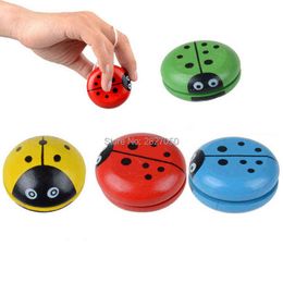 Four Colours Cartoon ladybird Yo ball toy kawaii wooden yoyo Ladybug YOYO Creative toys for children kids G1125