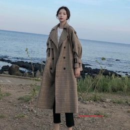 Women's Trench Coats 2021 Quality Fashion Elegant Long Plaid Coat Double Breasted With Belt Lady Duster Cloak Spring Autumn Windbreaker