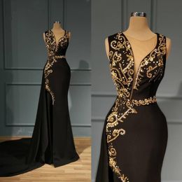 Sexy schwarze Meerjungfrau-Abendkleider mit zarten goldenen Blumenperlen, transparenter Ausschnitt vorne, langes formelles Abendkleid für Frauen