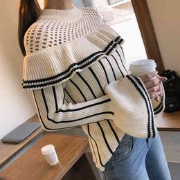 Elegant Autumn Winter Ruffles Striped Christmas Sweater O-Neck Women Flare Sleeve Chic Pullover Knitted Jumper Tops 210514