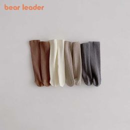 Bear Leader 4Pcs Calzini casual per bambini per bambini Calzini lunghi stile coreano per bambini Abbigliamento carino per bambini in cotone per 1-6 anni 210708