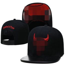 -Marke Basketball Snapback Leder Black Color Cap Football Baseball Team Hüte Mix Match Alle Kappen Top Qualität Hut