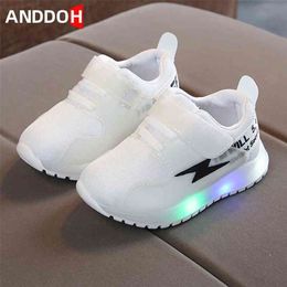 Size 21-30 Children Glowing Casual Shoes Led Light Baby Toddler Shoes Luminous Sneakers for Baby Children Sneakers with Light 210326