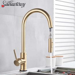 Brushed Gold Kitchen Faucet Pull Out Kitchen Sink Faucet Single Handle Faucet 360 Rotatble Kitchen Tap Cold Mixer Crane 210724