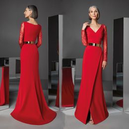 Red Lace Long Sleeves Mother Of The Bride Dresses Mermaid V Neck Front Split Wedding Guest Dress Floor Length Pleated Evening Gowns