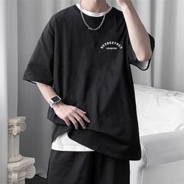 HybSkr Men's Letter Printed T-shirt Loose Short Sleeve Tops Woman Casual Oversize Tees Male Korean Streetwear T Shirts 210706