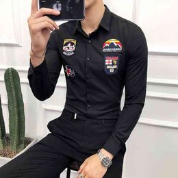 Badge Design shirts Male Korean Long Sleeve Fashion Dress Shirt Men For Camisa Masculina Solid Shirt Casual Slim Fit Shirts 210527