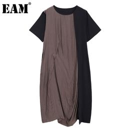 [EAM] Women Casual Irregular Spliced Slit Dress Round Neck Short Sleeve Loose Fit Fashion Spring Summer 1DD8567 21512