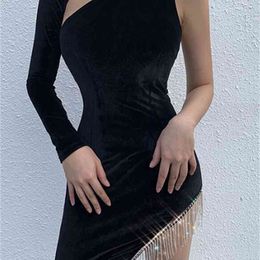 Women Sexy Single Long Sleeve Designer Crystal Tassel Bandage Dress High Street Evening Celebrity Chic Party Vestido 210527