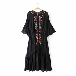 PERHAPS U Black White Floral Embroidery O Neck 3/4 Sleeve Flare Sleeve Dot Maxi Long Dress Autumn D0685 210529