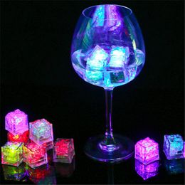 Induction simulation LED7 Crystal Cube Ice Bar KTV party holiday supplies light up when they enter the water