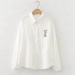 Spring Autumn Women Shirts White Plain Loose Oversized Blouses Female Tops Loose BF Korean Style Blusas Pockets 210604