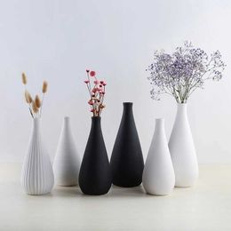 Nordic Vase Modern Simple Ceramic Vase Black White Dried Flowerpot Flower Arrangement Tabletop Ornament Home Decor Wedding Gifts 210623