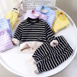 Kid Pyjamas Set Boys Girls Cotton stripe Top and Pants Keep Thick Warm Clothes Toddler Clothing 211109
