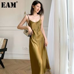 [EAM] Women Yellow Ruffle Silky Slim Elegant Dress V-Neck Sleeveless Loose Fit Fashion Spring Summer 1DD7322 21512