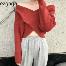 Ezgaga French Style Criss-cross Women Sweater Pullover V-Neck Chic Vintage Pleated Solid Sexy Ladies Crop Tops Elegant Jumper 210430