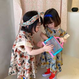 Vintage Toddler Girls Fashion Tassels Dress Flowers Cotton Linen Ins for Kids Lovly Summer A-line Clothes 210529