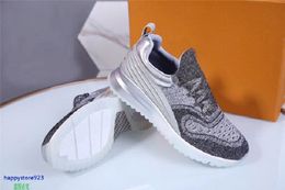 Y35a Latest real leather women's and men shoes Knitting design sneakers trainers high quality fashion casual flat racing