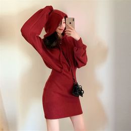 Women Autumn/Winter Dress Knitting Long Sleeves Slim Nipped Waist Temperament Sexy Hip Bodycon Vestidos Hooded Red PL545 210506