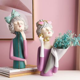 Cute Resin Modern Girl Statue Home Furnishing Crafts Decoration Cafe Room Table Figurines Wedding Gift Storage Plate Accessories 210318