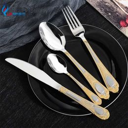 Upspirit 16 Pcs Gold Stainless Steel Tableware Cutlery Set Spoon Knives Forks Dinnerware Flatware Set Silverware Kitchen Kit 211112