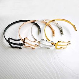 1pc Funny Stainless Steel Fish Fork Bangles Adjustable Trident Fork Bracelet for All Cute Women Men Girls Fashion Jewellery Q0717