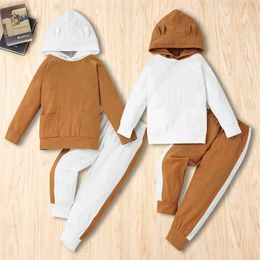 Arrival Autumn and Winter Home Wear 2-piece Baby / Toddler Casual Splice Long-sleeve Top Pants Set Kids Clothing 210528