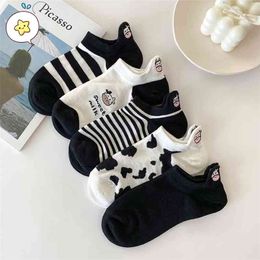 5 pair Cotton Socks Embroidery Female Strawberry Cow Pack Korean Cartoon Cute Japanese Boat Funny 210720