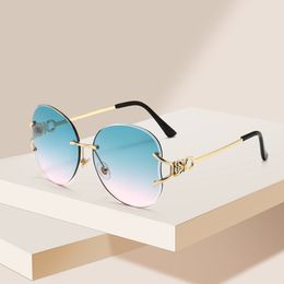 Luxury Designer Butterfly Sunglasses for Unisex Women & Men Rimless Square Fashion Sun Glasses UV400 JC2538