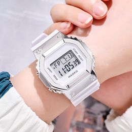 Wristwatches Fashion Casual LED Digital Watch For Women Men Silicone Sports Women's Ladies Wristwatch Electronic Clock Relogio Feminino