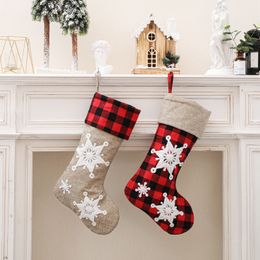 3D Snowflake Checkered Christmas Stockings Xmas Tree Hanging Decoration Ornaments Fireplace Gingham Socks Candy Gift Bag JY0612