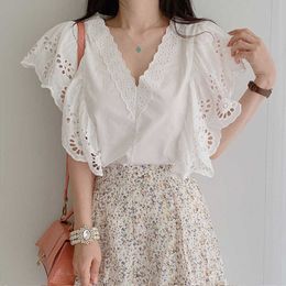 Crochet Lace Hollow Shirt Summer Elegant Korean V Neck Women Tops Embroidery Ruffled Short Sleeve Blouse Chic 13890 210527