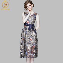 Summer Fashion Designer Vintage Dress Women's Sleeveless Flowers Embroidery Mesh Long Party Dresses Vestidos 210520
