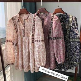 100% Cotton Women Floral Printed Blouse Pleated Long Lantern Sleeve Vintage V-neck Three Colors Loose Shirt 210323