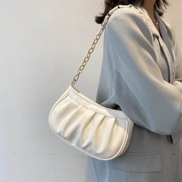 2021new Shoulder Fashion Bags Cross body bag with pleated chain Comfortable small fragrant wind woman handbag available in four Colours