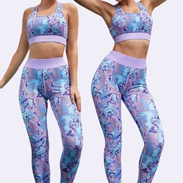 2PCS Purple Camouflage Yoga Set Sports Wear Gym FitnClothing Booty Yoga Print Leggings Sport Bra GYM Girl Sport Suit Female X0629