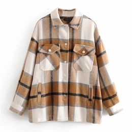 Winter Plaid Shirt Jacekt Loose Oversize Woolen Coat Women Vintage Button Jacket Windbreaker 211014