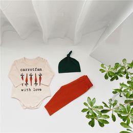 Spring baby boys girls cute carrot print clothes sets infant kids cotton onesie and pants hat 3pcs 210508