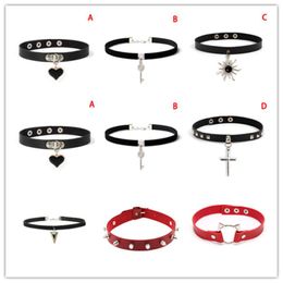 Chokers Women Girls Creative Choker Rock Fashion Collar Punk Goth Style Heart Rivet Decor Leather Necklace Jewellery Accessories