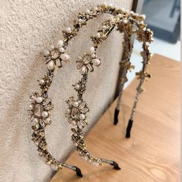 MOGAKU Elegant Flower Crystal Headpiece Pearl Jewellery for Women Palace Style Headbands Party Prom Girls Hair Accessories