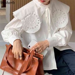 Korean Chic Women Blouses Heavy Embroidery Fall Female Shirt Loose Single Breasted White Blouse Blusas De Mujer Tops 210519