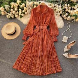 Spring And Summer French Vintage Maxi Dress Sundress Ladies Long Sleeve Orange Polka Dot Chiffon Pleated Dresses Femme Robe 210514