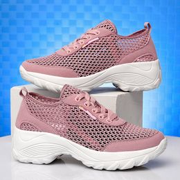 2021 Designer Running Shoes For Women White Grey Purple Pink Black Fashion mens Trainers High Quality Outdoor Sports Sneakers size 35-42 ea